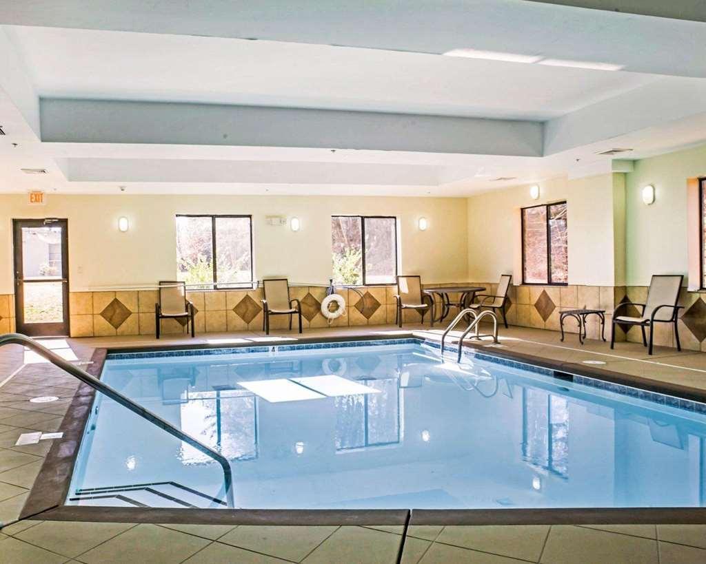 Fairfield By Marriott Inn & Suites Greensboro Coliseum Area Facilities photo